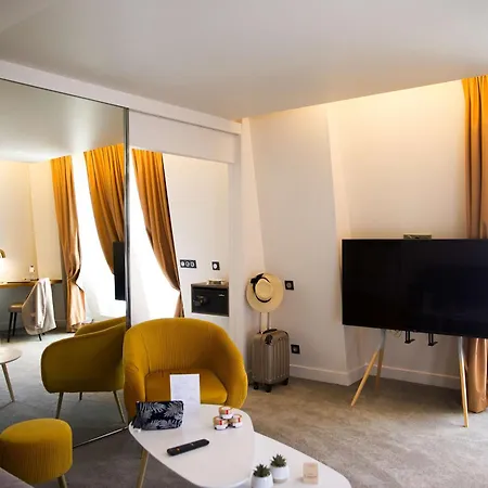 Le Grand Grenoble, Bw Premier Collection By Western Grenoble
