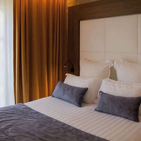 Le Grand Grenoble, Bw Premier Collection By Western Hotel
